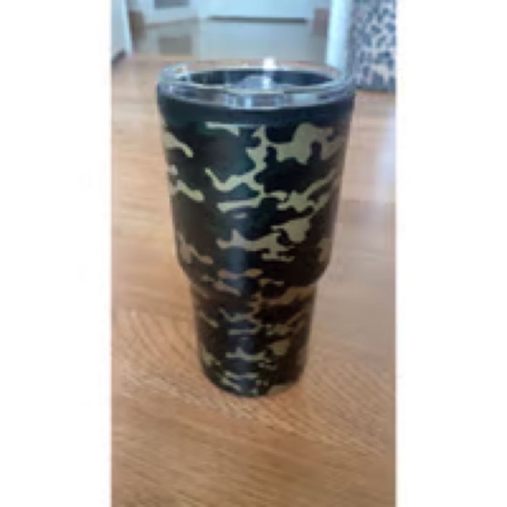 Camouflage Tumbler Cup